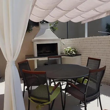 Apartment Ana Kastela