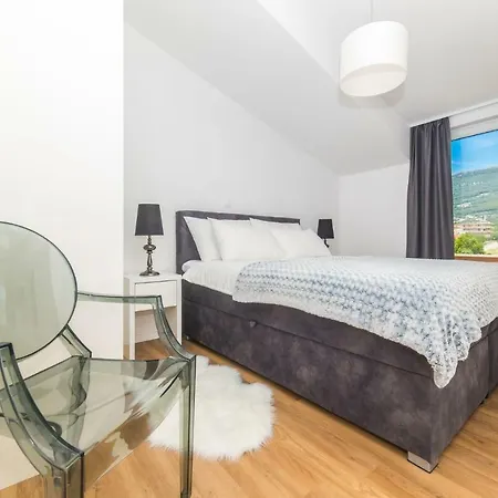 Ana Appartement *